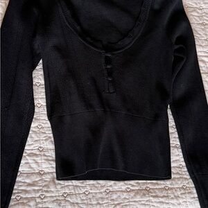 Zara Black Scoop-Neck Long Sleeve Knit Top